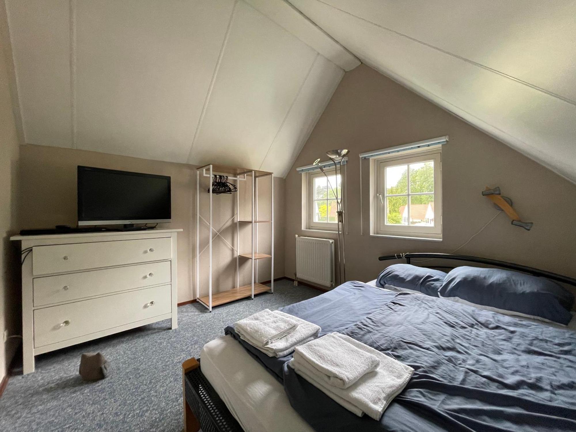 Heel Freistehendes Ferienhaus Am See Naehe Roermond מראה חיצוני תמונה